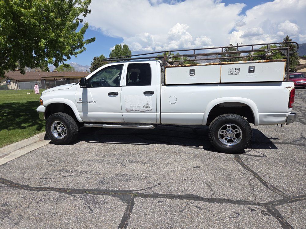 2004 Dodge Ram 2500 SXT