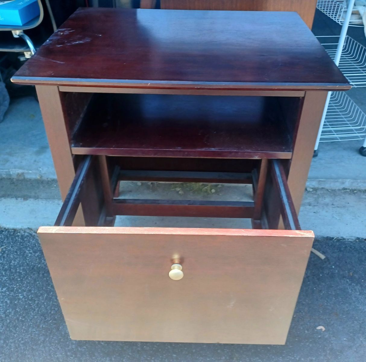 Main image 3