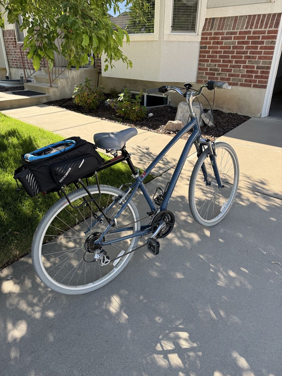 Specialized Commuter Bike - 24” Frame