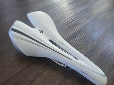 Specialized Jett Expert TITANIUM saddle