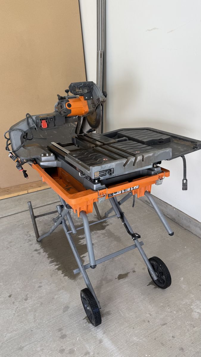 Rigid Wet Tile Saw With Stand 10"