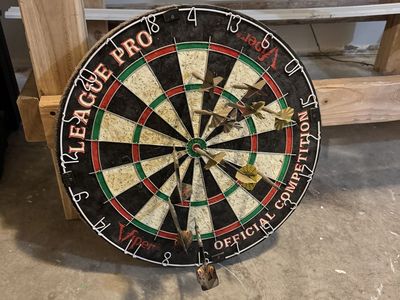 Viper League Pro Sisal/Bristle Steel Tip Dartboard with Darts - Official Competition Size