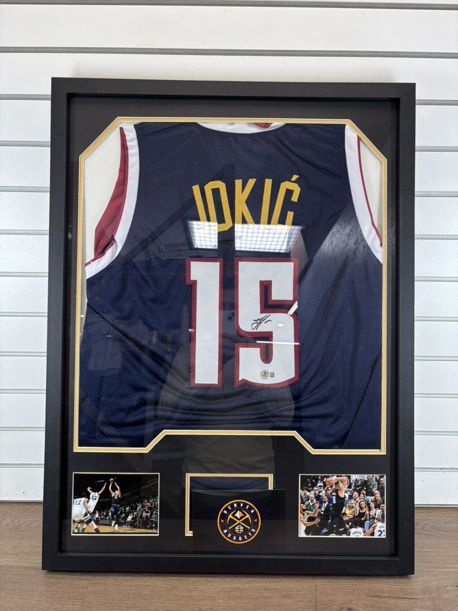 NBA SIGNED JERSEY JOKIC NUGGETS #15 FRAMED WITH CERTIFICATE, #WCP037845