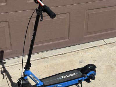 Razor Power Core E90 Electric Scooter - Blue, Pre-Owned