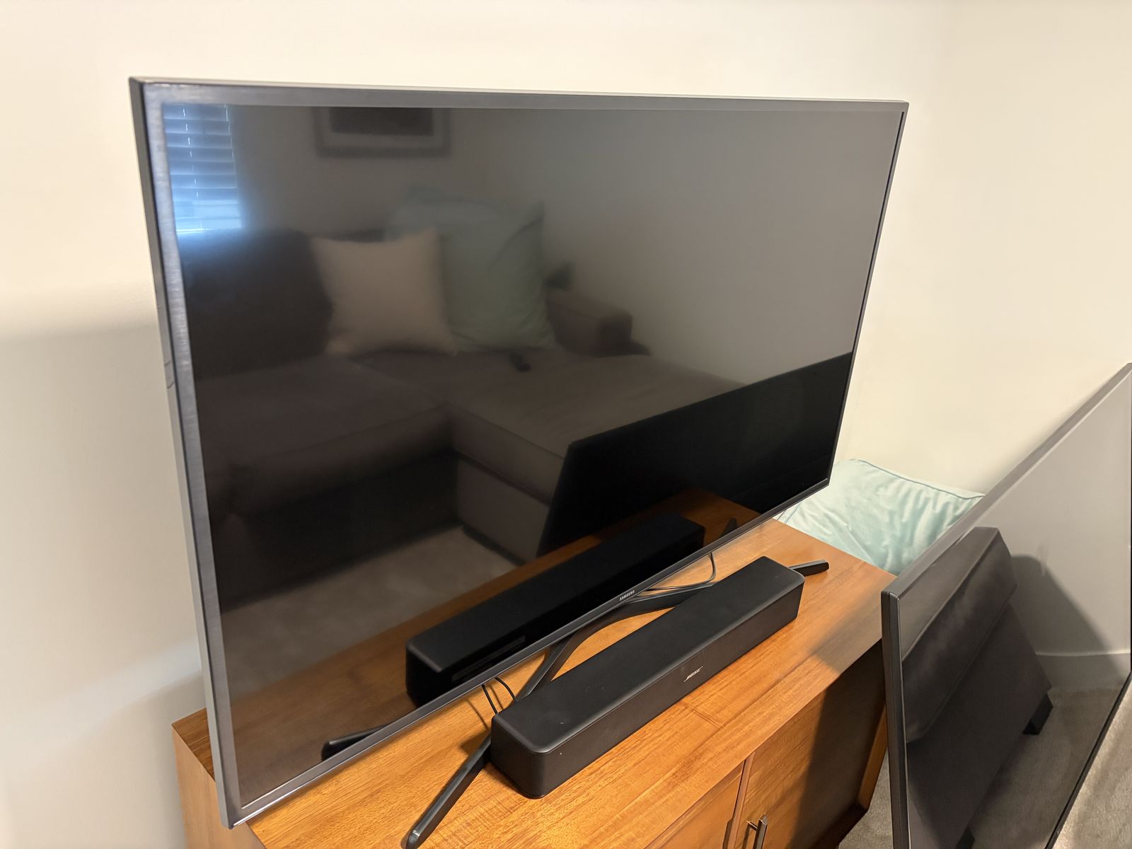 Samsung TV And Bose Soundbar