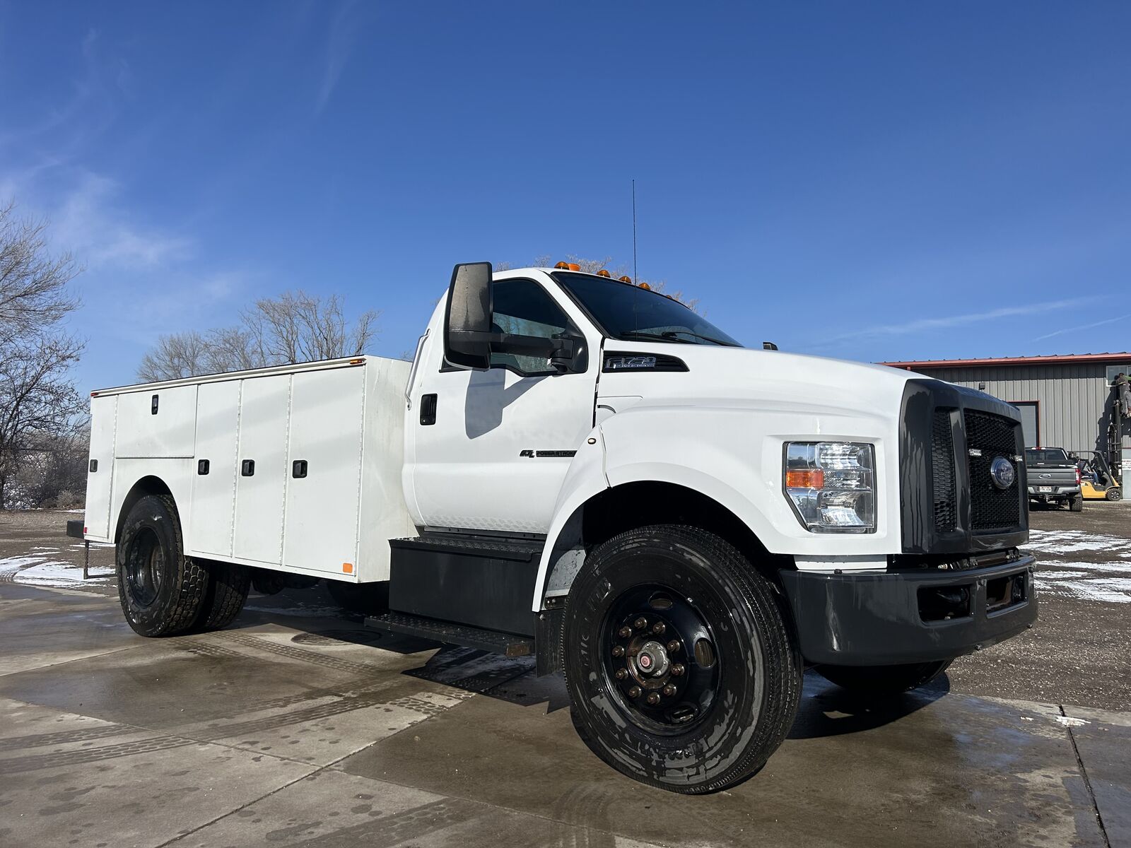 2018 Ford F750 Diesel Service and Utility Equipment Towing Truck