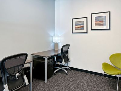 Perfect Office Space in Downtown SLC - Great for Receiving Clients!
