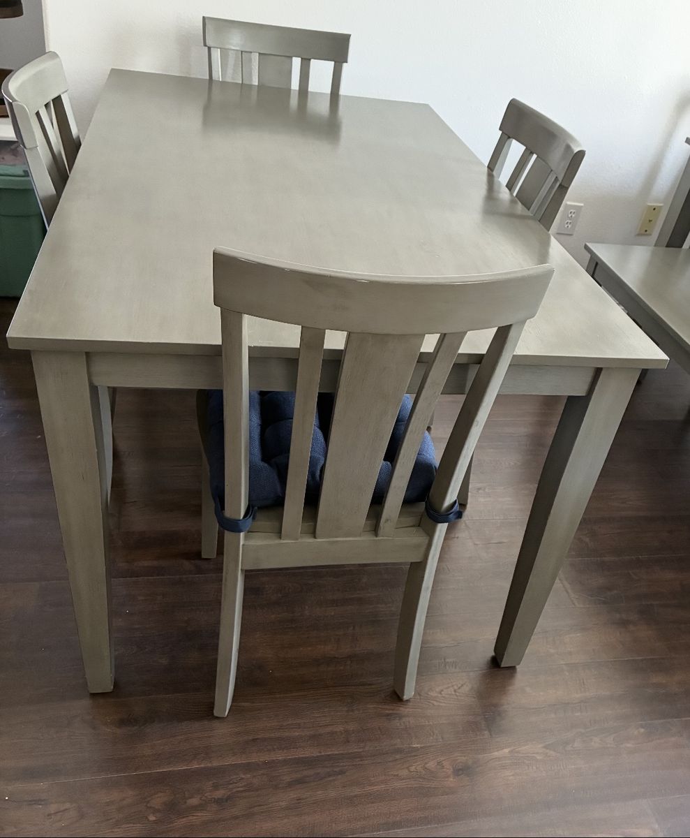 Main image 4