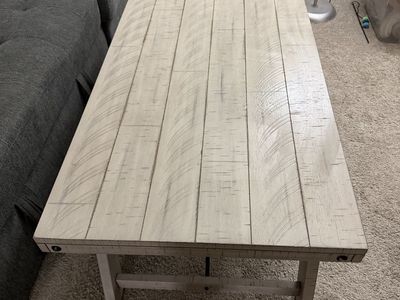 Coffee table & 2 end tables