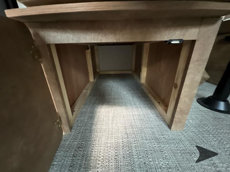 Main image 24