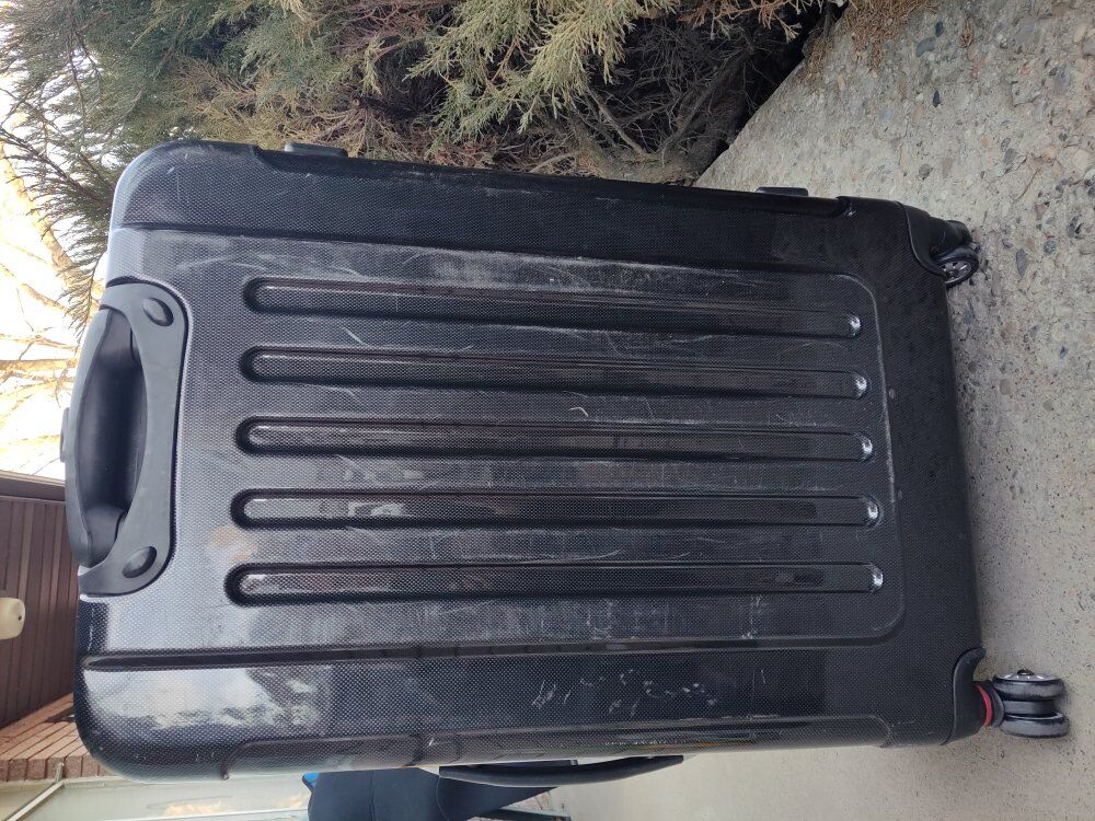 iFly hard luggage black Large