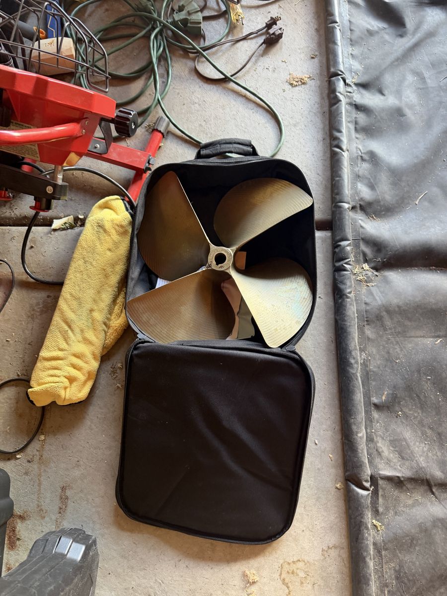 Acme Boat Prop - 4 Blade, 16x17, 1 7/8" Bore, Perfect Condition