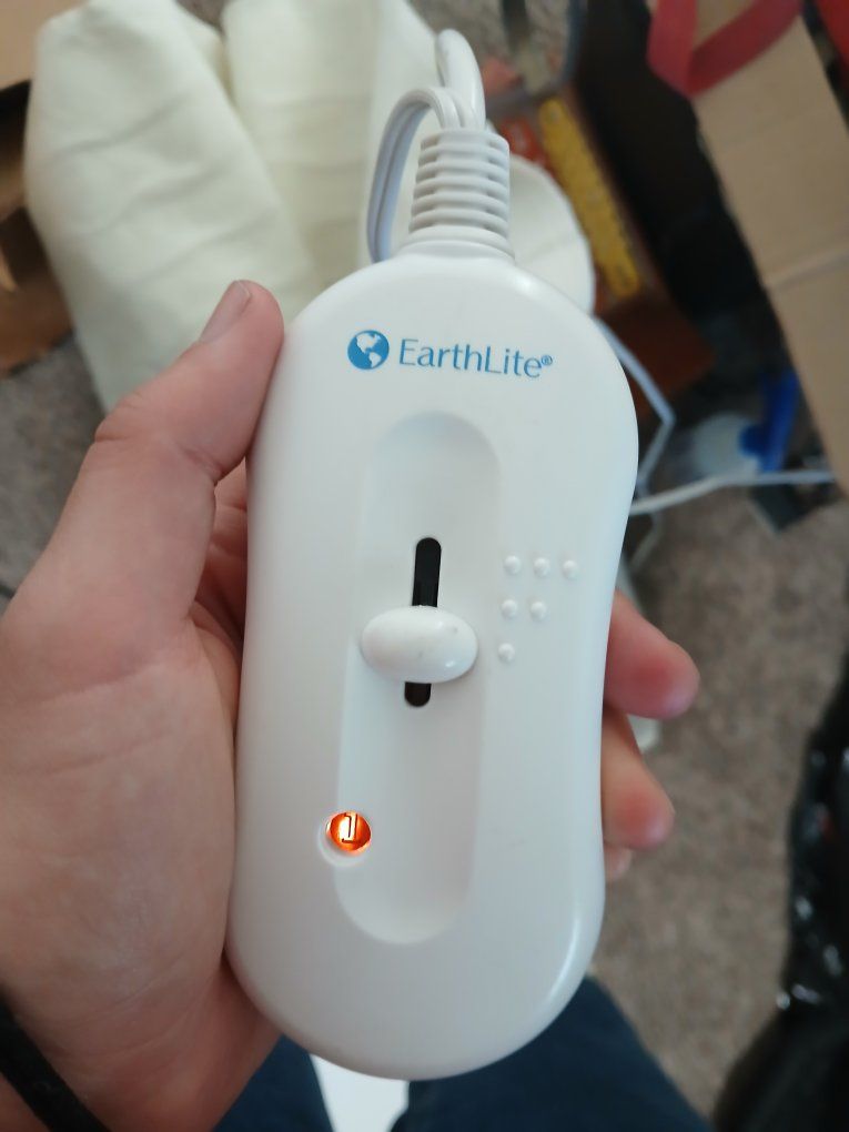 EarthLite Bodymaster's Choice Massage Table Warmer - Cream