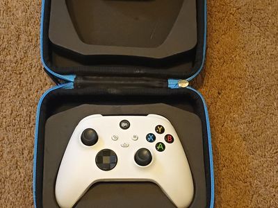 Battle Beaver Custom Xbox Series X/S Controller - White with Case, Used