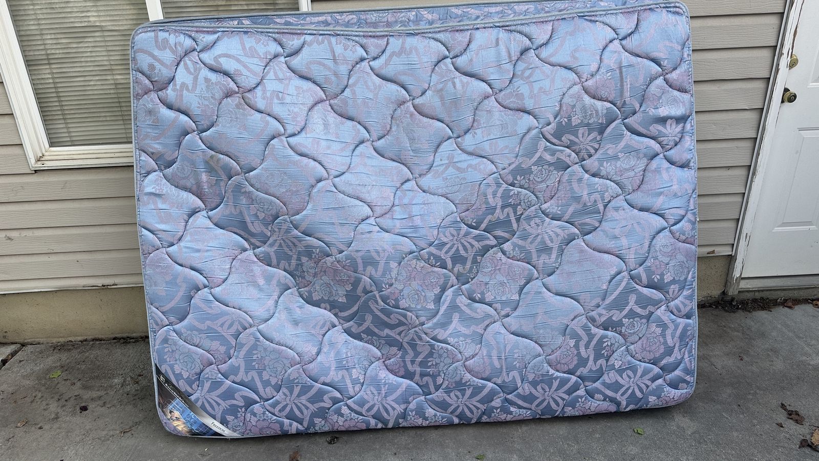Queen Size Pillow-Top Mattress