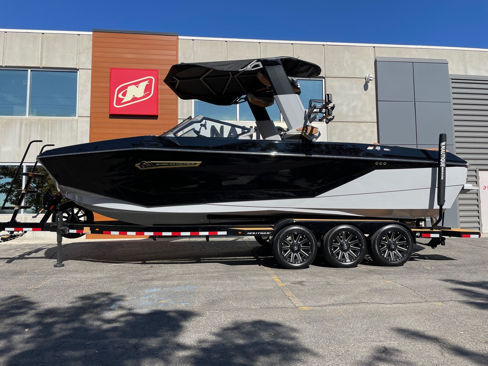 2026 NAUTIQUE G25 W/ZZ8S 630HP SUPERCHARGED POWER PLANT