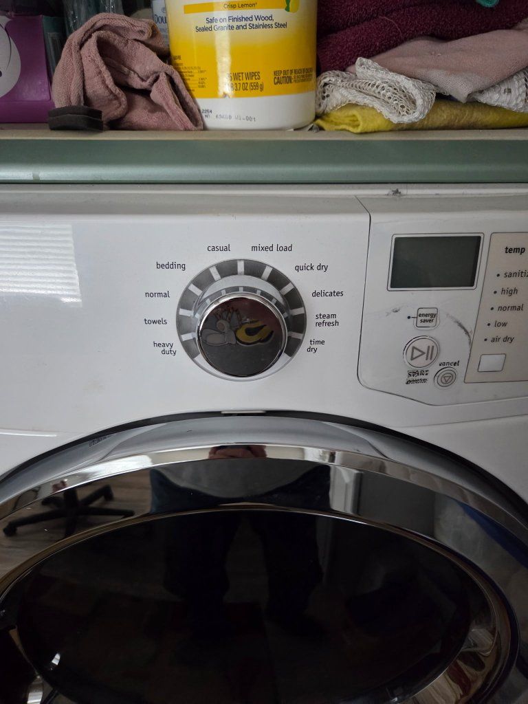 Frigidaire Affinity Washer & Dryer Set with Pedestal Storage Drawers