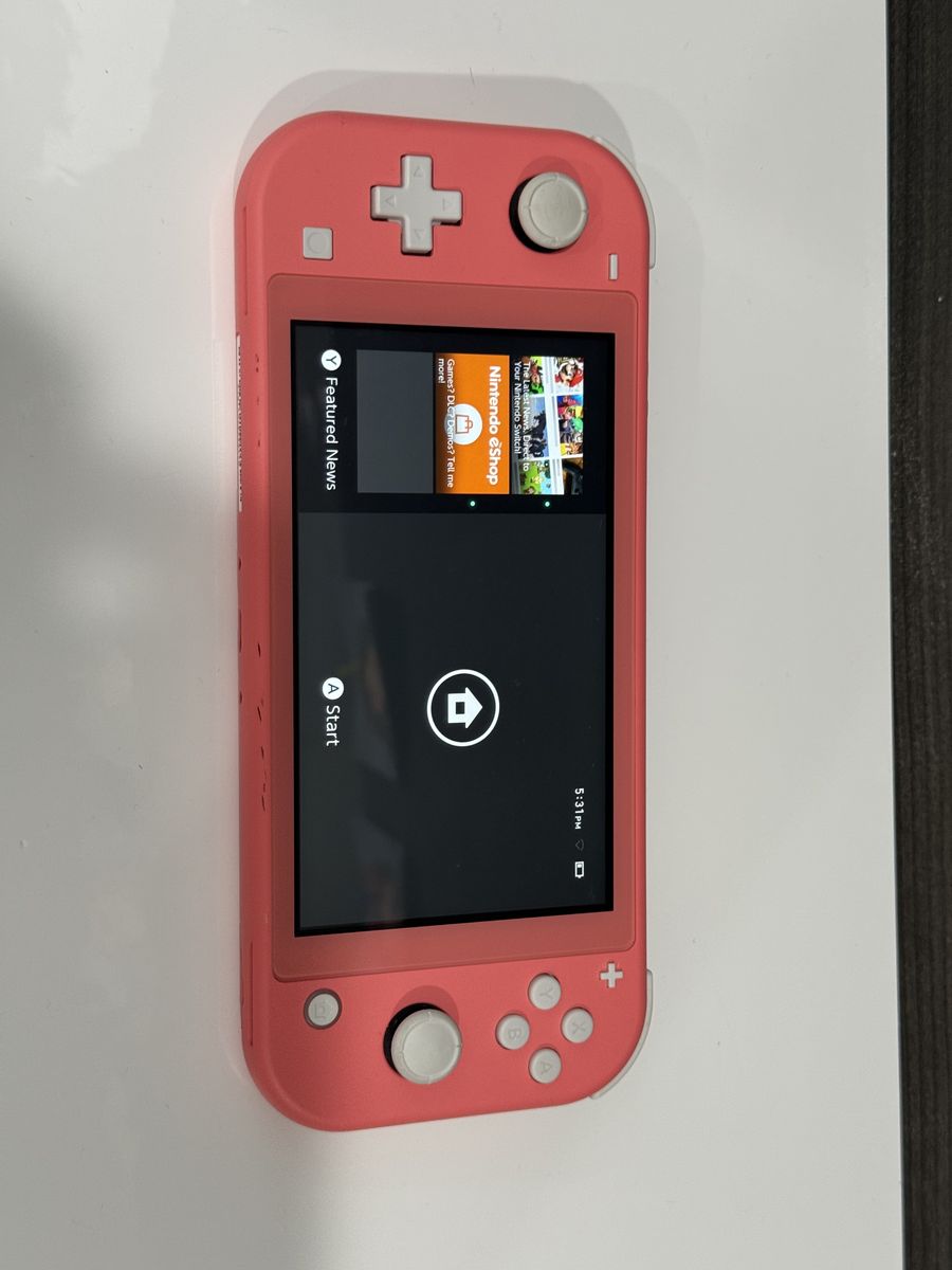 Nintendo Switch Lite - Coral
