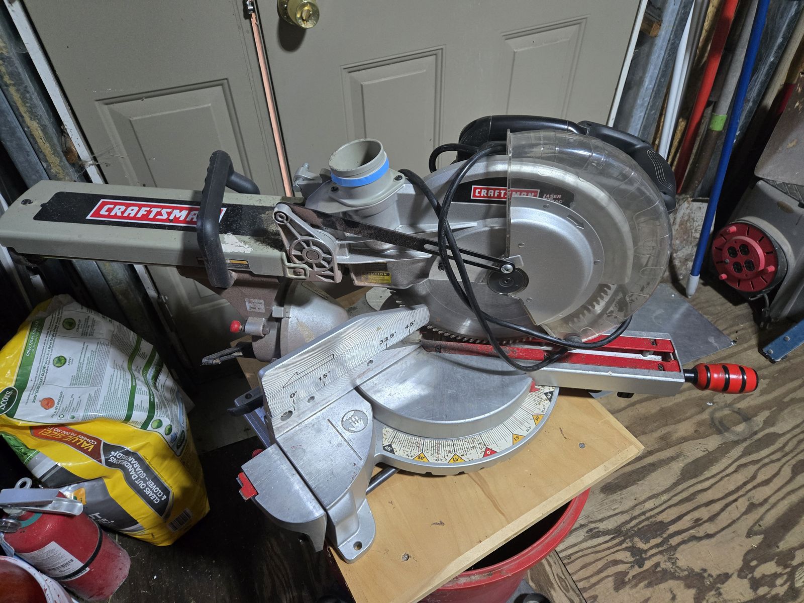 Main image 3