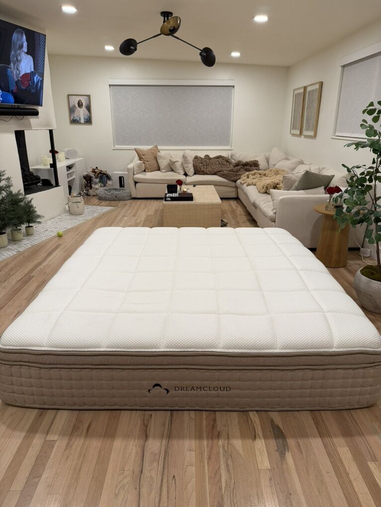 Dreamcloud King Mattress