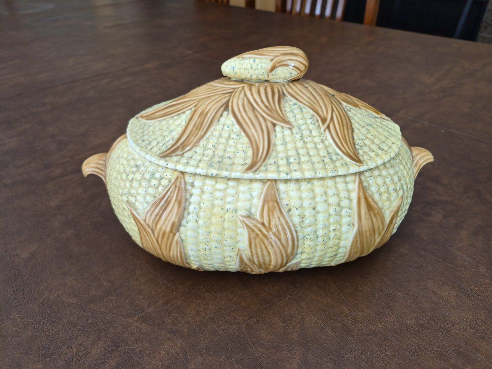 Vintage Ceramic Corn on the Cob Covered Casserole Dish
with Lid