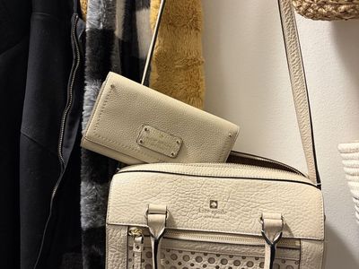 Kate spade purse n wallet