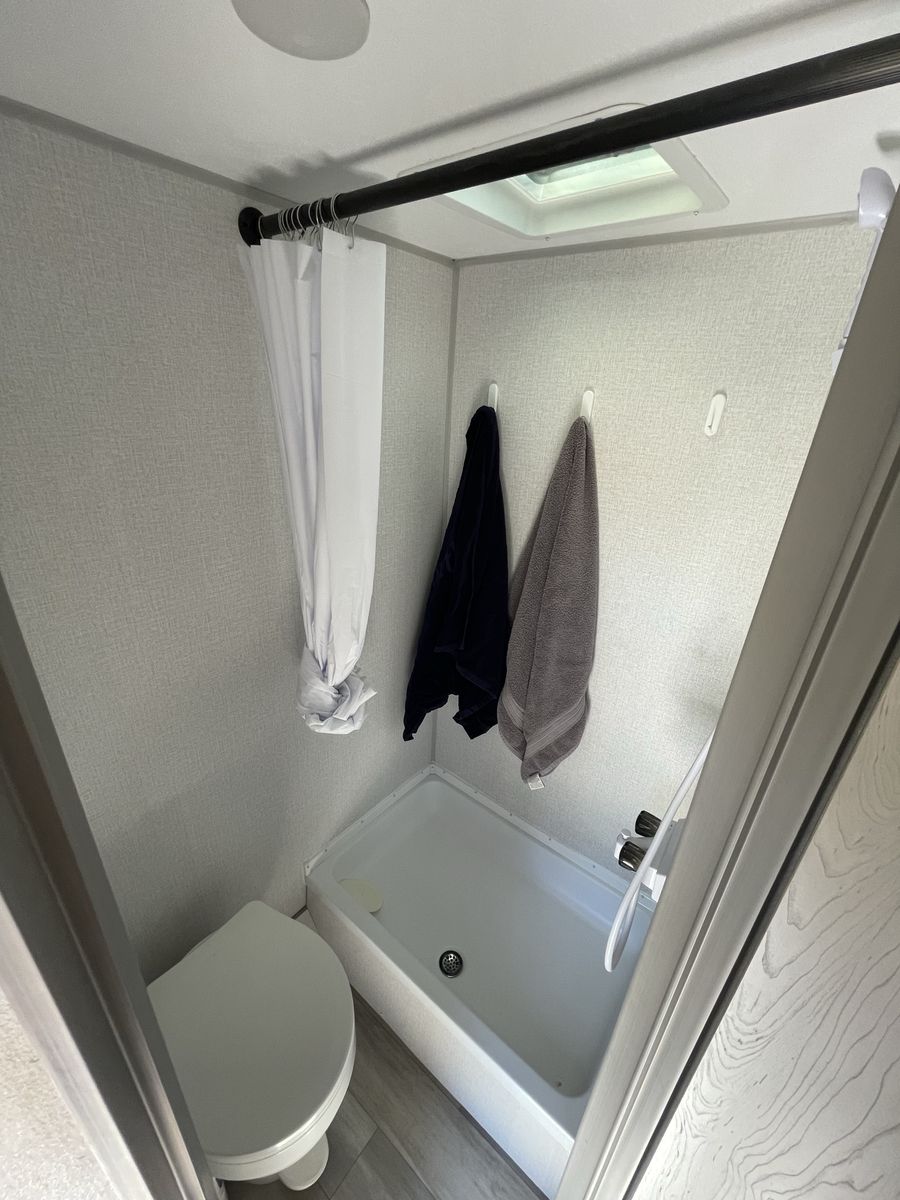 Main image 12