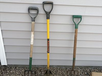 Asphalt roofing removal tools