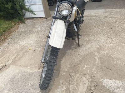 1983 Yamaha XT200 Project