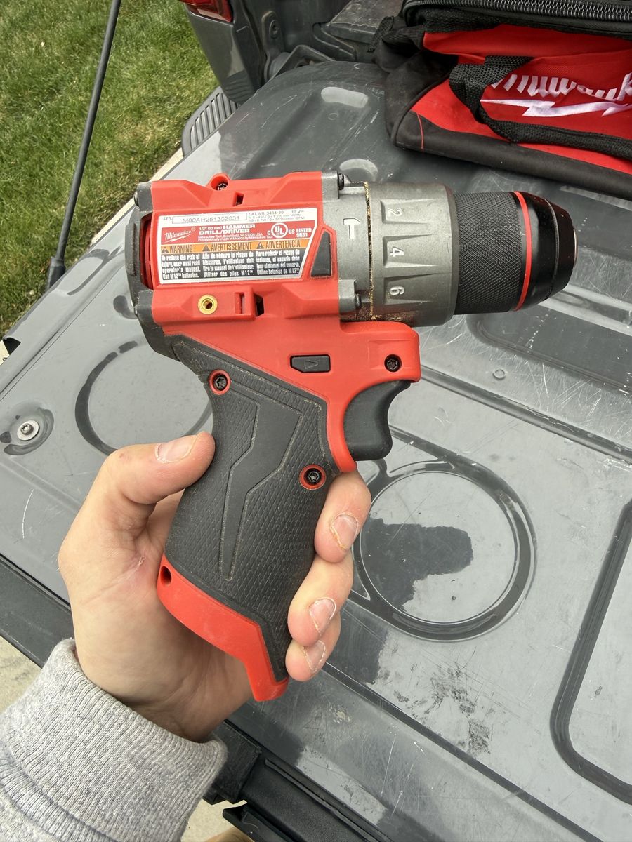 M12 Milwaukee Fuel 1/2 drill