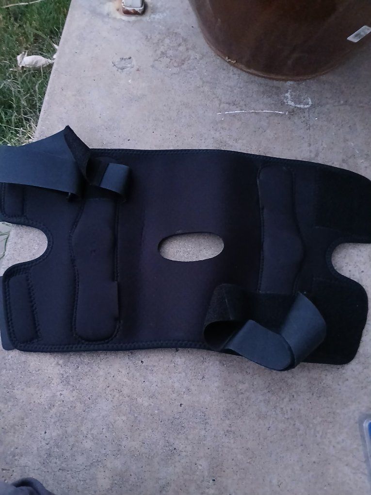 Hely and weber knee brace.