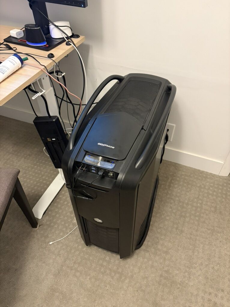 Cooler Master Cosmos II custom pc