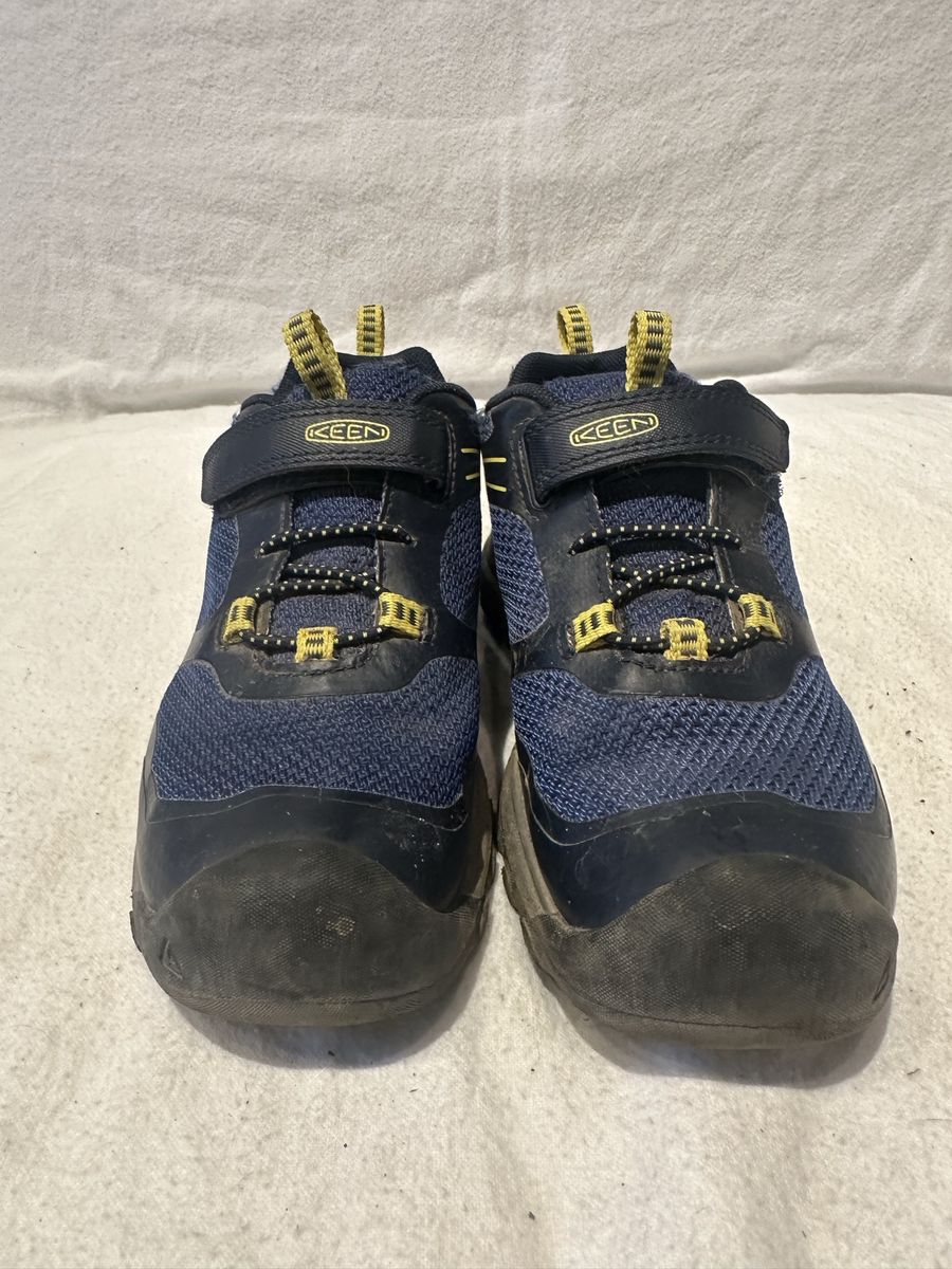 Keen Toddler Size 12, Navy Wtrprf Hiking Shoes