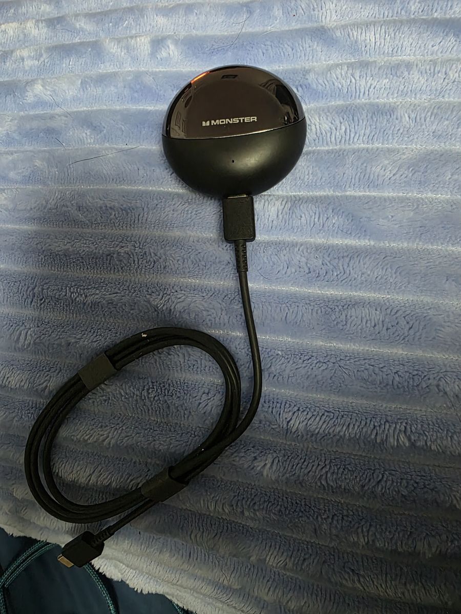 Monster earbuds