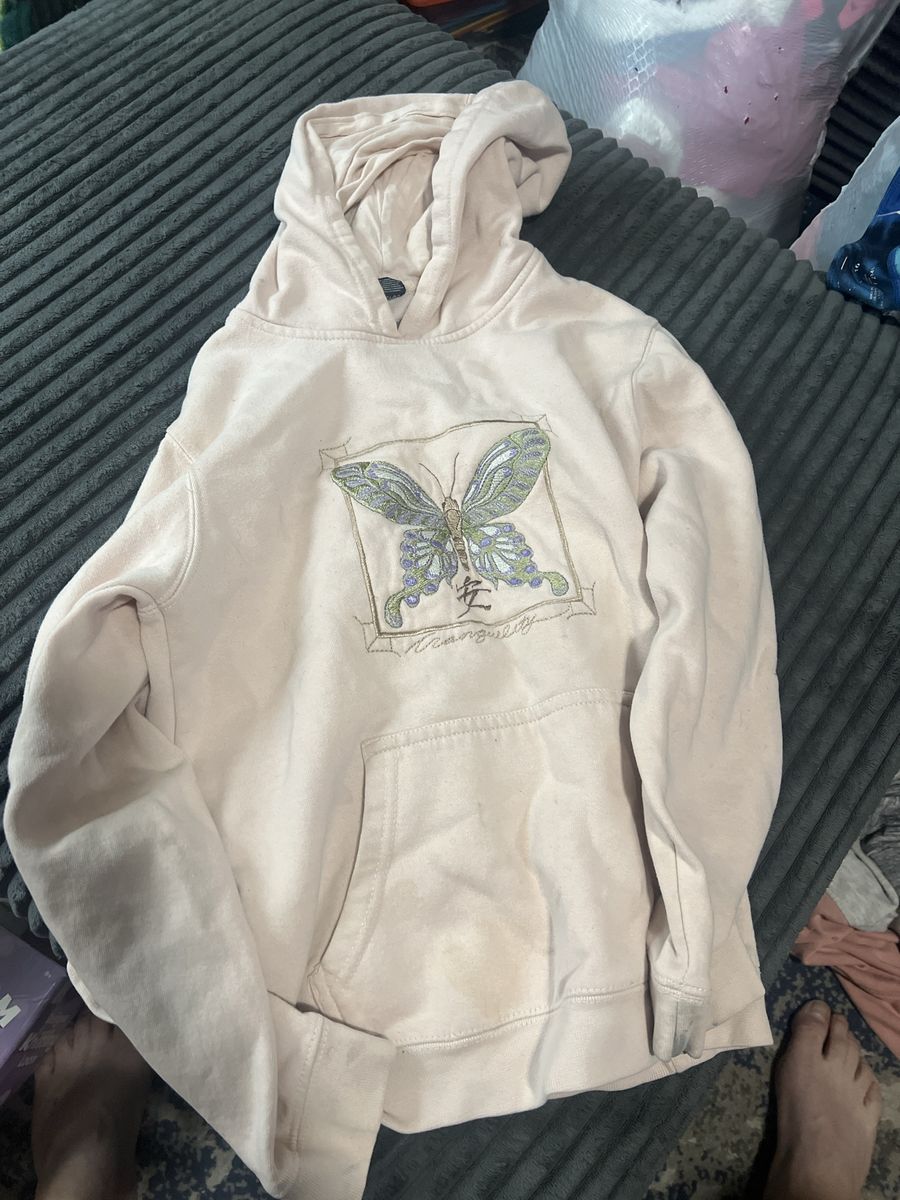 District Pink Butterfly Graphic Hoodie Sweatshirt Medium