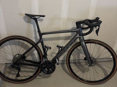 Scott addict size 52 road bike
