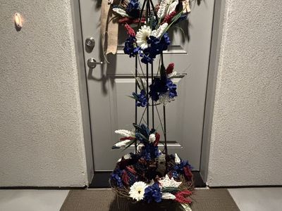 Tall black iron red, white and blue patriot arrangement