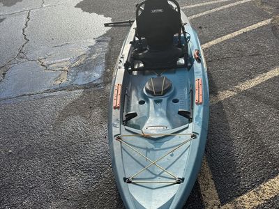 Fishing kayak