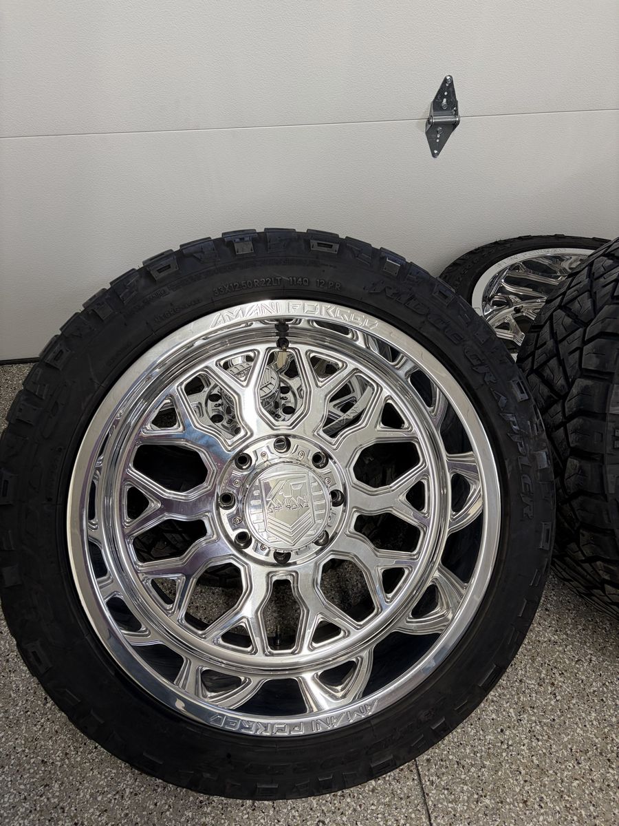 22x12 8x180 Amani forged wheels on 33x12.50r22 nitto tires
