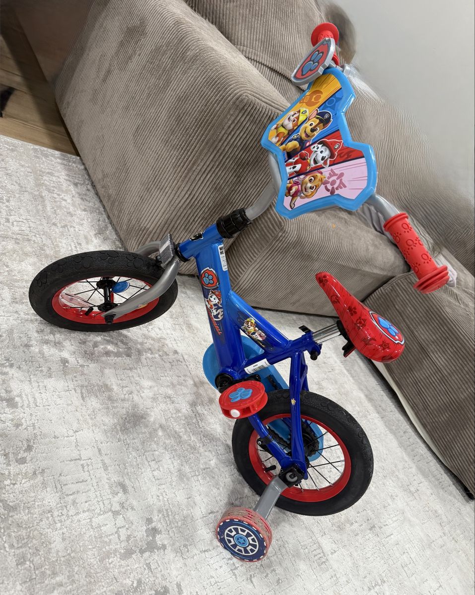 Paw Patrol Kids' Training Wheel Bike - Blue, Red, & Grey, Good Condition