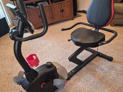 VANSWE Recumbent Exercise Bike - Smooth, Quiet, Adjustable Cardio Workout