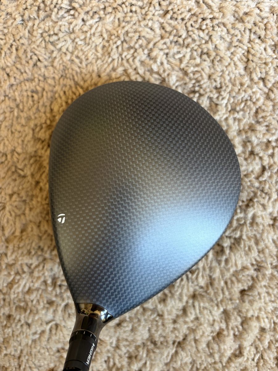 TaylorMade Qi35  Driver 9.0 Loft Right Handed Golf Club, stiff flex