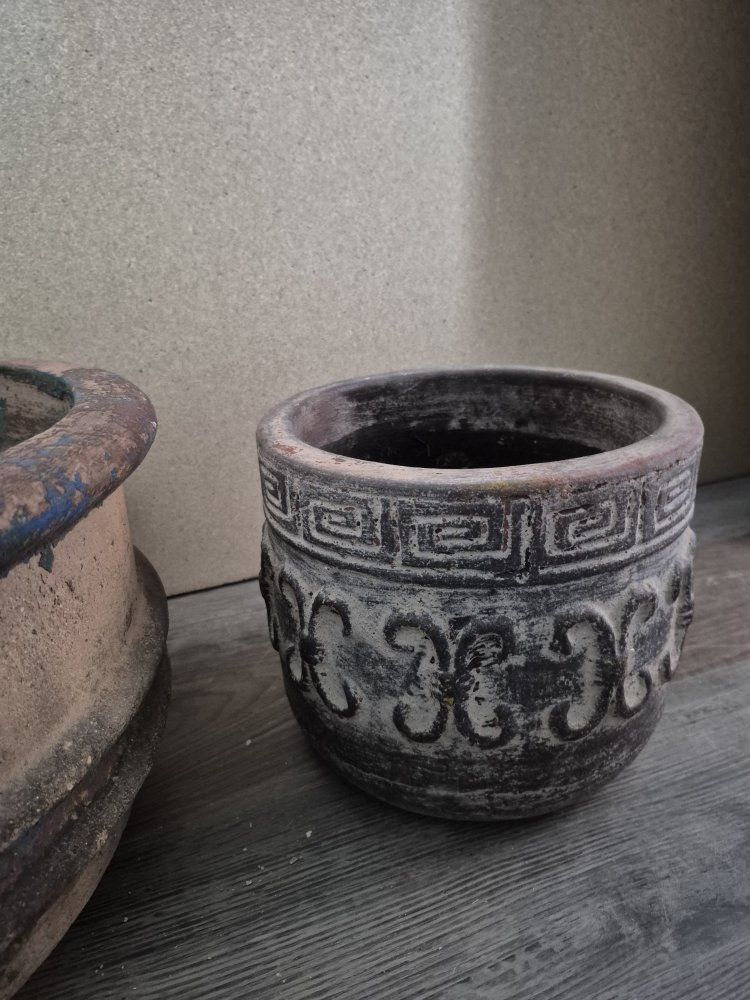 Main image 7