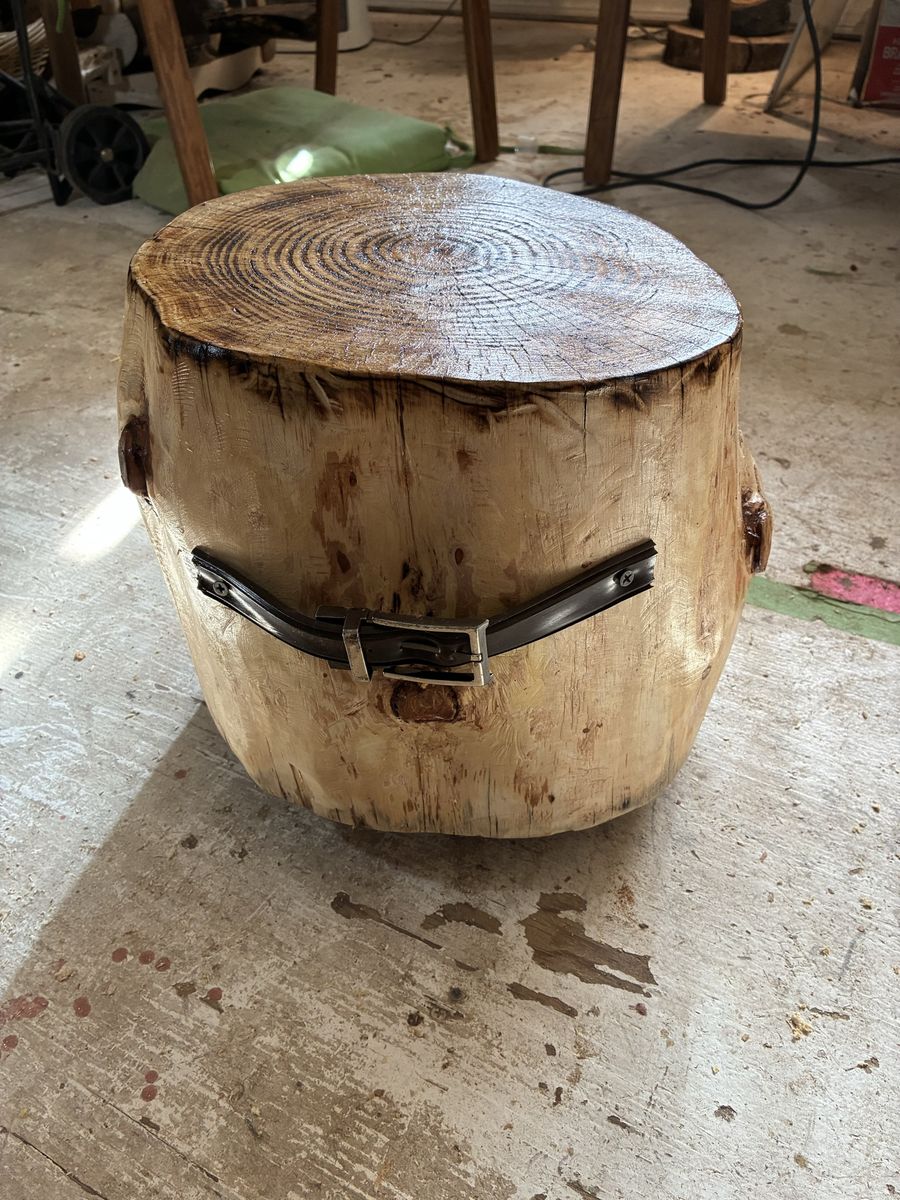 Main image 12