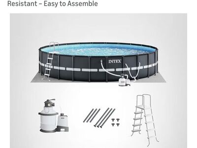 18 foot above ground Intex pool salt water pool.