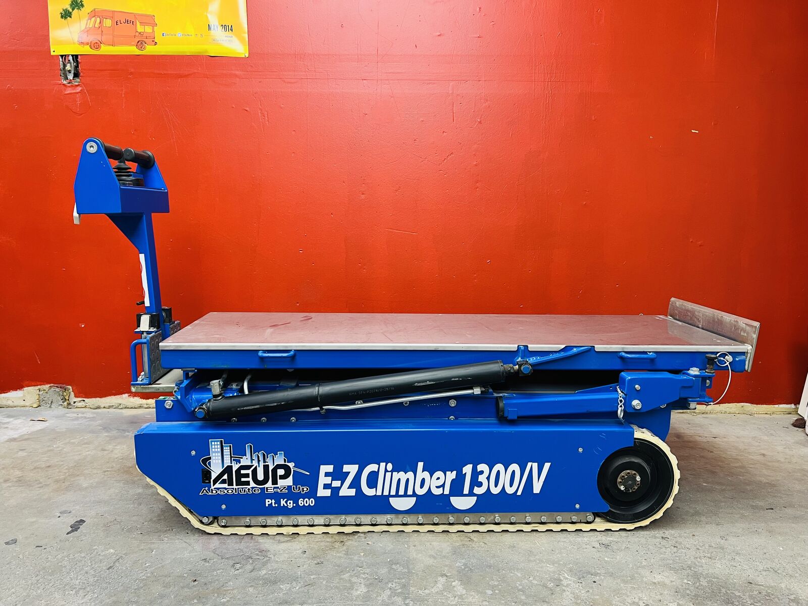 AEUP E-Z CLIMBER 1300V Tracked Stair Climber - Moving Safe Piano Appliance Vending HVAC