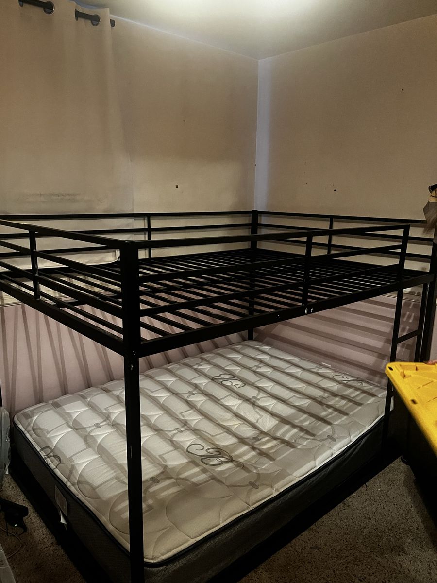 Black Metal Loft Bed Frame / Bunk Bed
