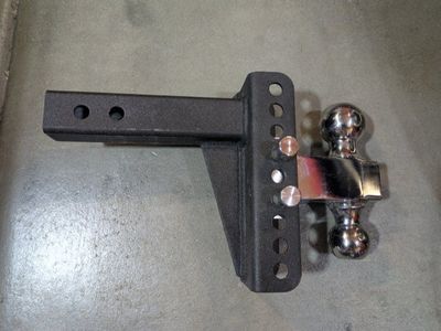 Receiver hitch ( adjustable )