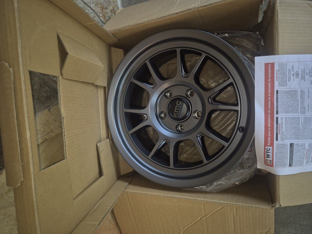 5 KMC WHEELS N TIRES