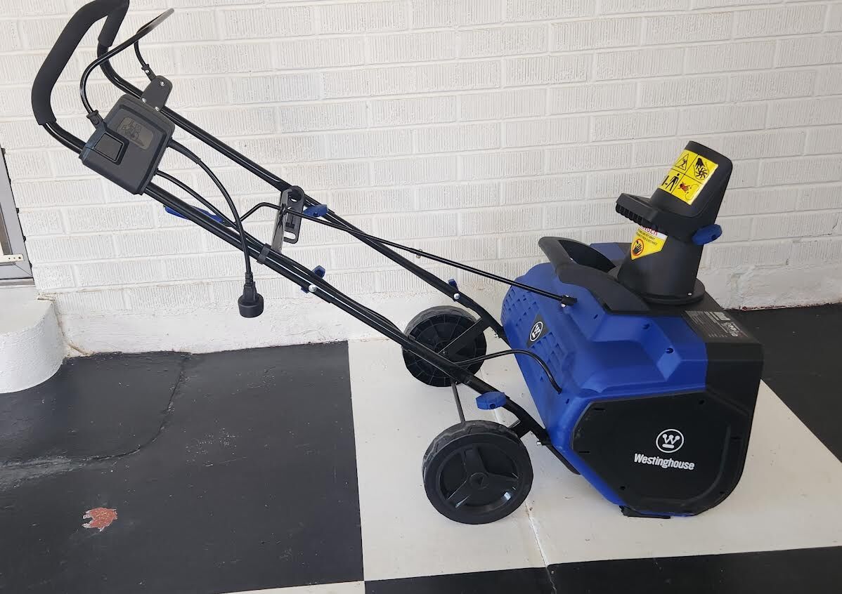 23" Corded Snow Blower